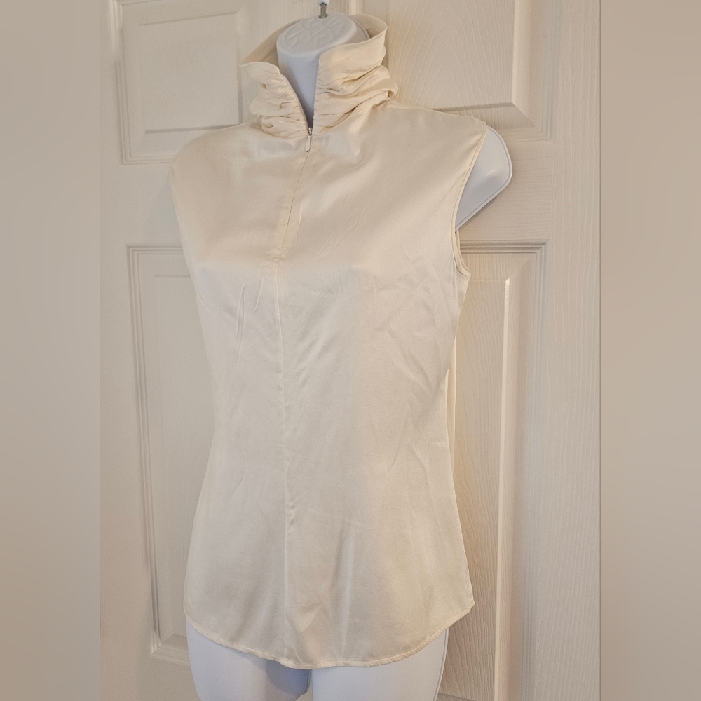 ⭐️ Alejandra Alanso Rojas silk sleeveless blouse size 4